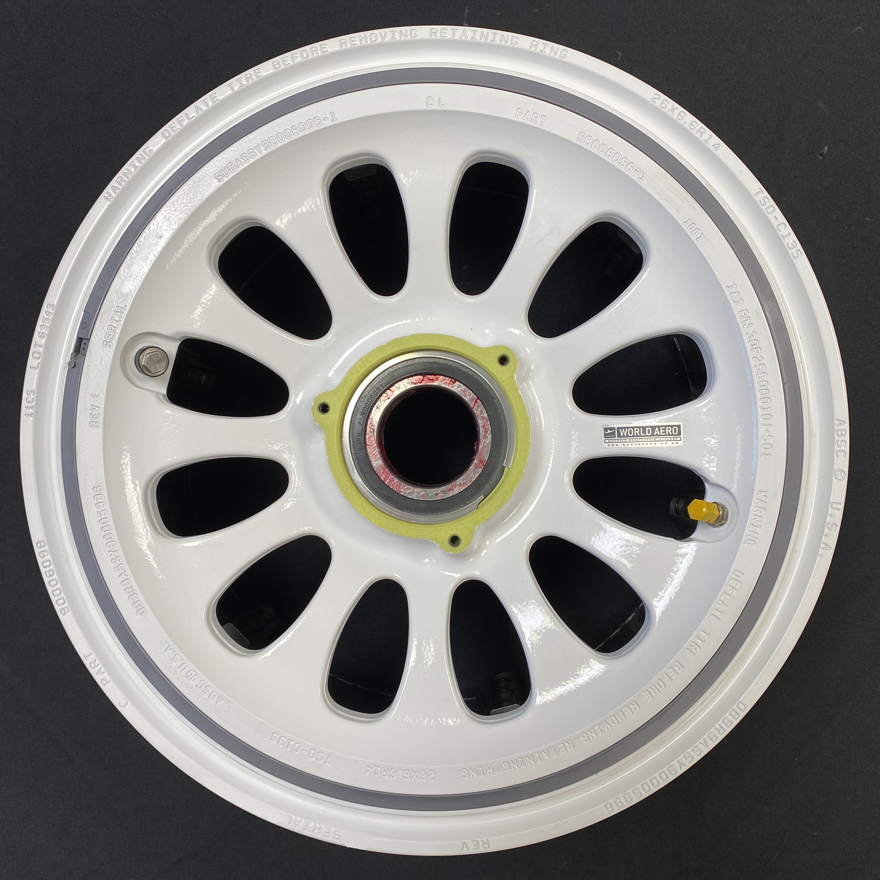 30P255000101-501 Gulfstream 280 G280 wheel