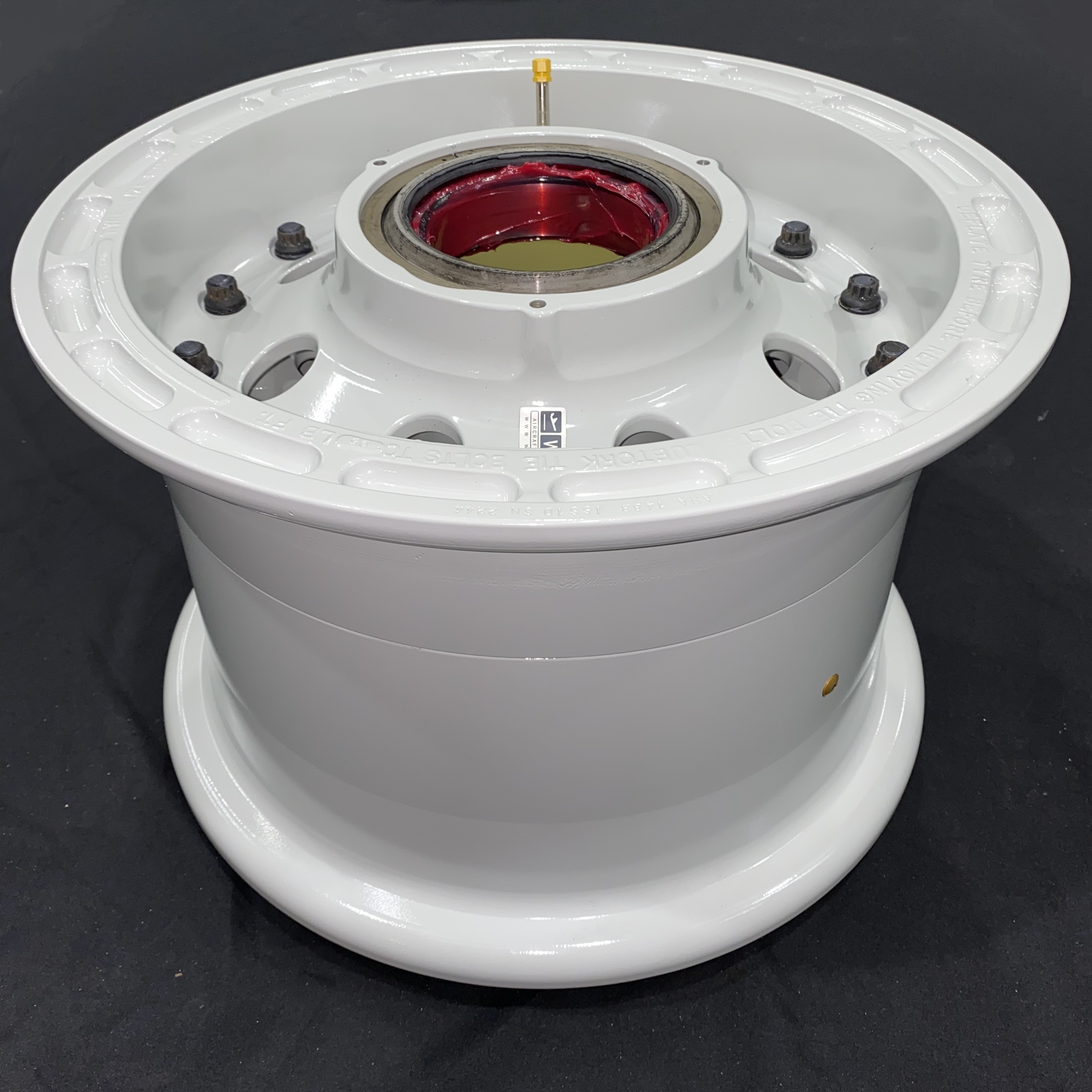 AHA2139 BAe146 Avro RJ main wheel