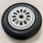 415-133-2 Bombardier Challenger 300 & 350 main wheel and tyre